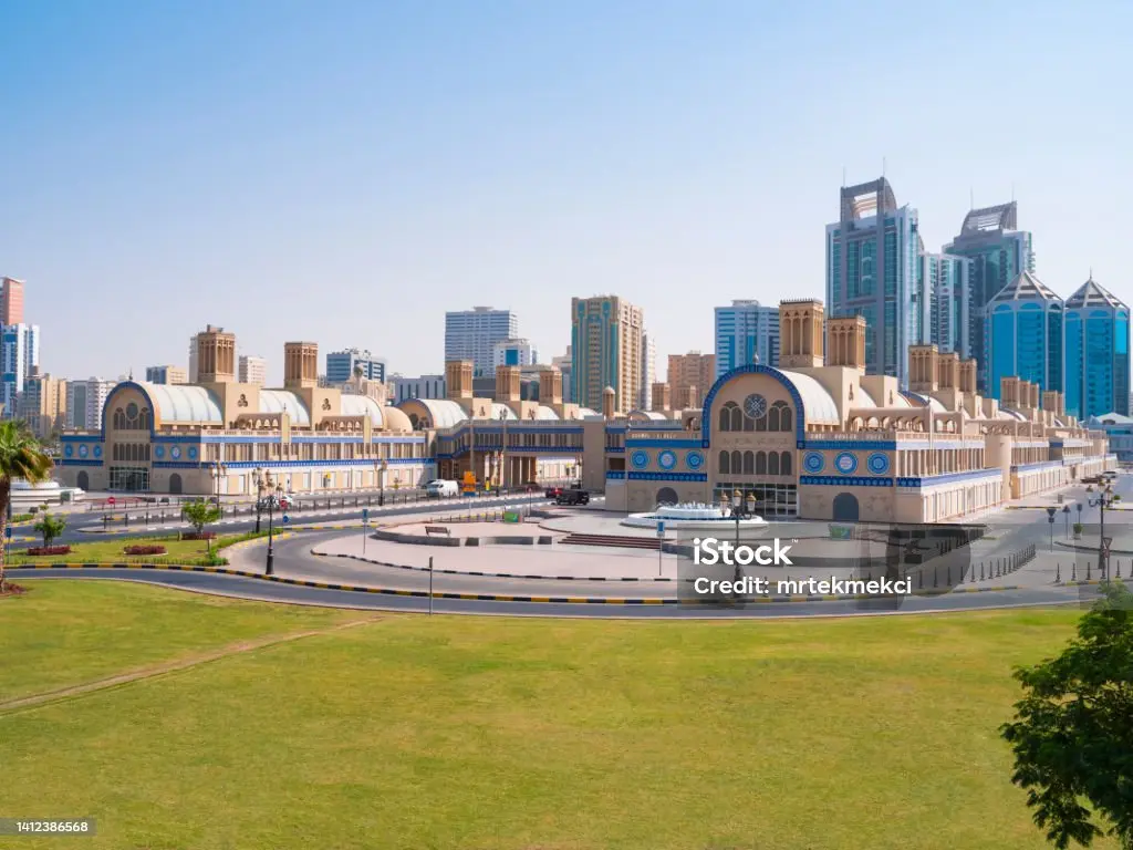 السوق المركزي الأزرق في الشارقة
